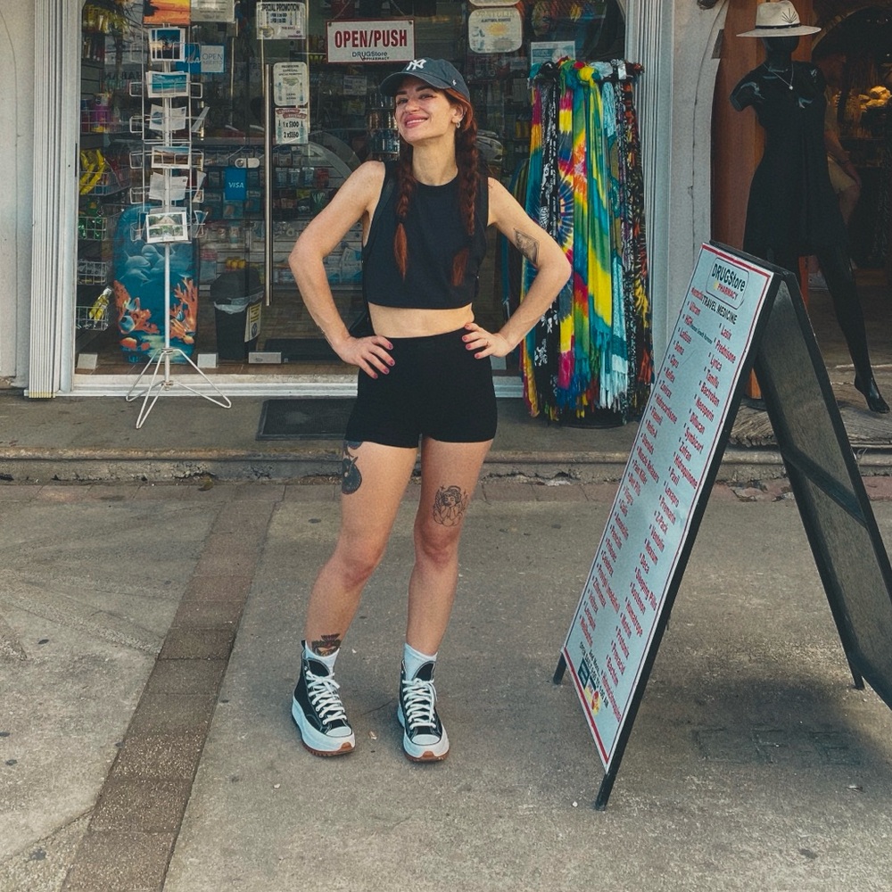 Converse Lug Sole Platforms in Black Size 7.5